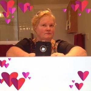 Meet your Posher, Debbie